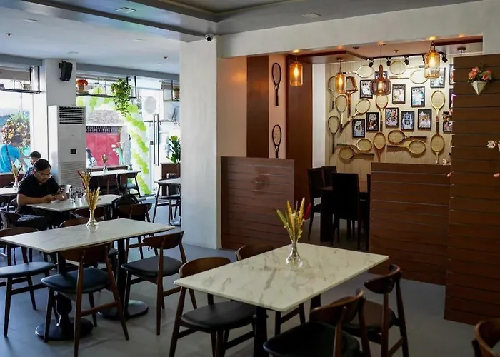 Hotel Oyo 1168 Gimaca Boutique & Cafe 3*